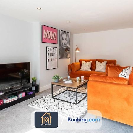 Stylish Two Bed Town Centre Apartment By Movida Property Group Short Lets & Serviced Accommodation With Parking Гаррогейт Екстер'єр фото