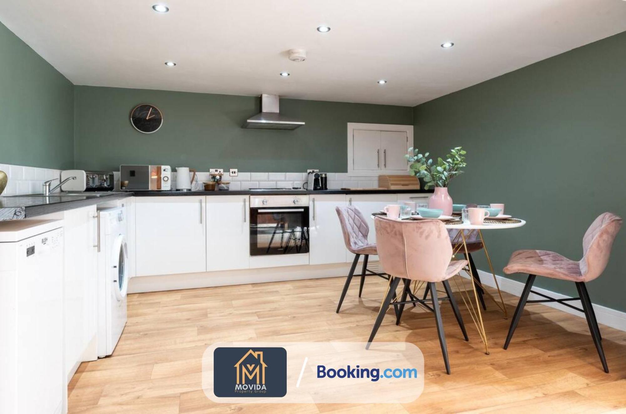 Stylish Two Bed Town Centre Apartment By Movida Property Group Short Lets & Serviced Accommodation With Parking Гаррогейт Екстер'єр фото