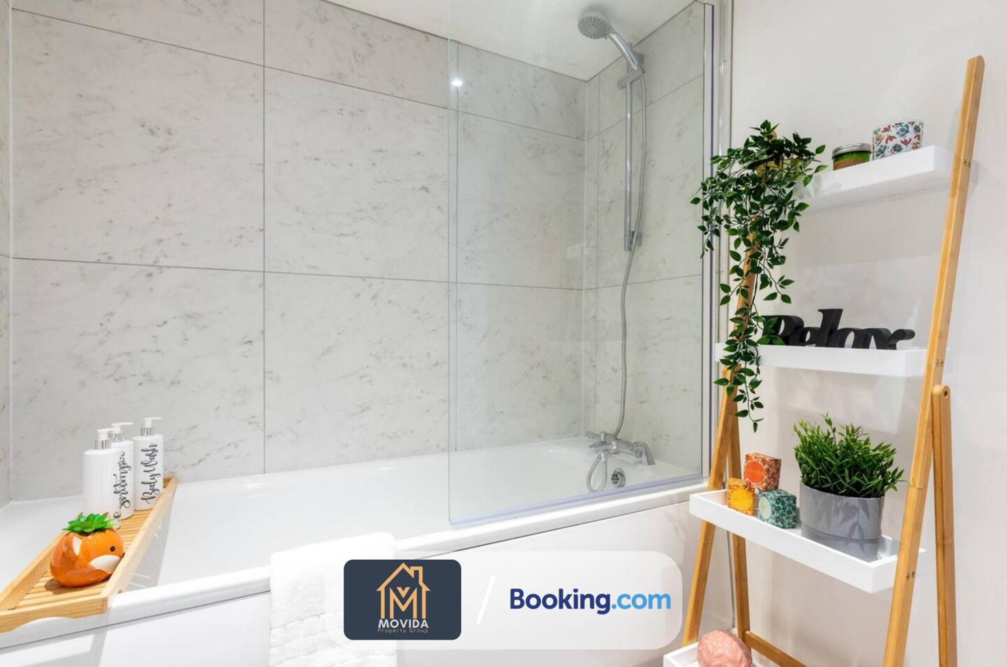 Stylish Two Bed Town Centre Apartment By Movida Property Group Short Lets & Serviced Accommodation With Parking Гаррогейт Екстер'єр фото